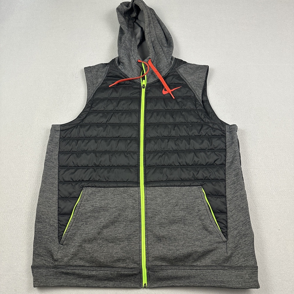 Nike Vest Men XL Black Quilted Hooded Full Zip Padded Lined Athletic Pockets